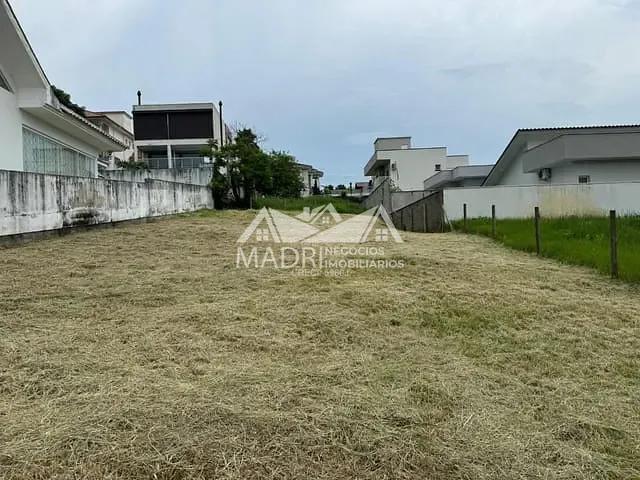 Terreno com 518m², à venda, no bairro Pedra Branca em Palhoça