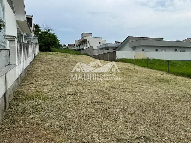 Terreno com 518m², à venda, no bairro Pedra Branca em Palhoça