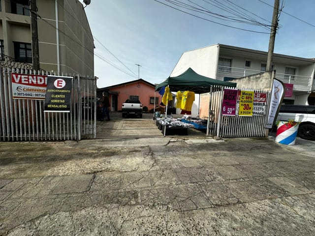 Terreno com 200m², à venda, no bairro Sítio Cercado em Curitiba