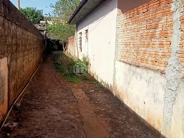 Casa com 512m², à venda, no bairro Aeroporto em Londrina