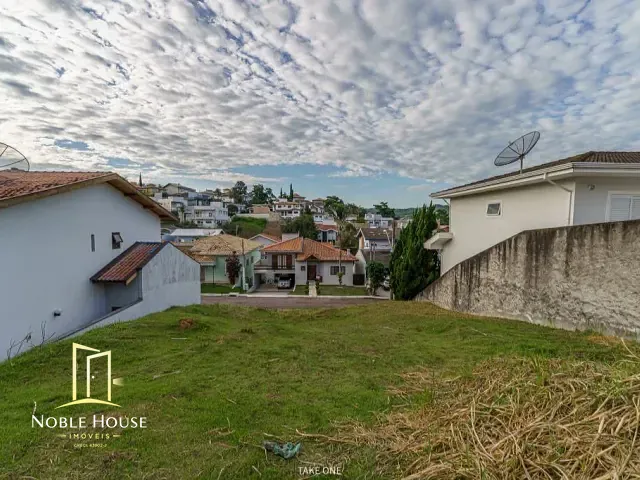 Terreno com 450m², à venda, no bairro Villaggio Capríccio em Louveira