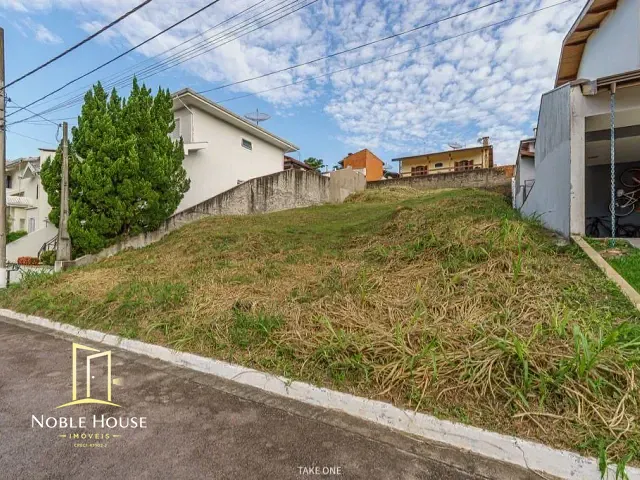 Terreno com 450m², à venda, no bairro Villaggio Capríccio em Louveira