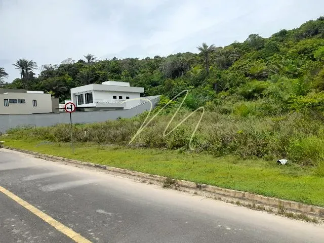 Terreno com 506m², à venda, no bairro Nossa Senhora da Vitória em Ilhéus