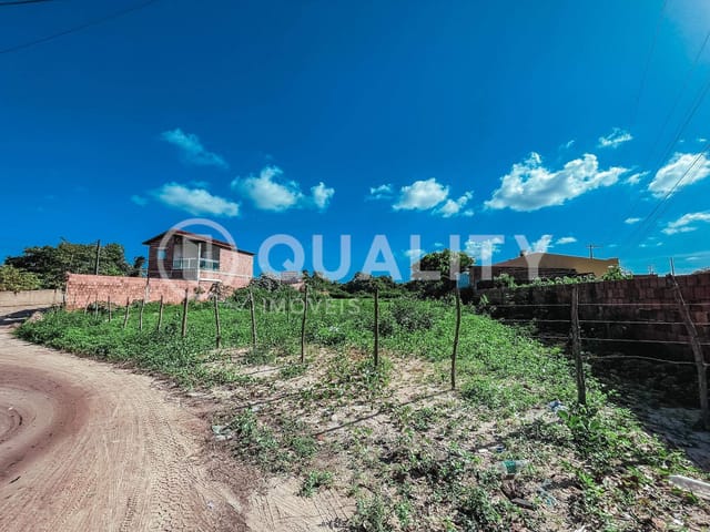 Terreno com 1885m², à venda, no bairro Lagoa do Banana em Caucaia