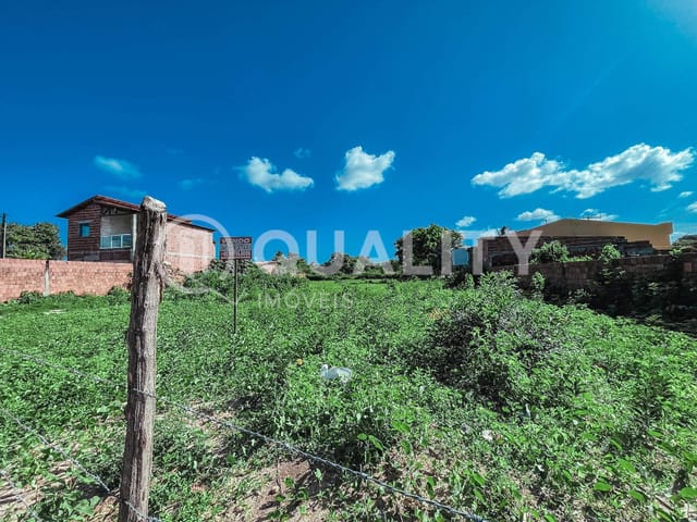 Terreno com 1885m², à venda, no bairro Lagoa do Banana em Caucaia