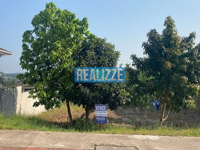Terreno com 481m², à venda, no bairro Santin em Marau