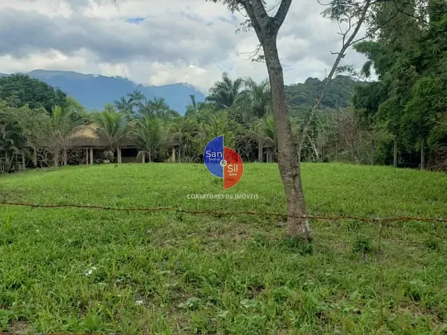 Terreno com 2392m², à venda, no bairro Citrolândia em Guapimirim
