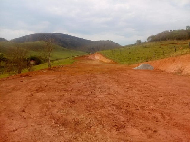 Terreno com 26000000m², à venda, no bairro Grama em Juiz de Fora