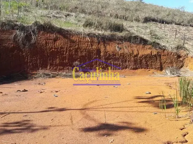 Terreno com 1200m², à venda, no bairro Ipiabas em Barra do Piraí