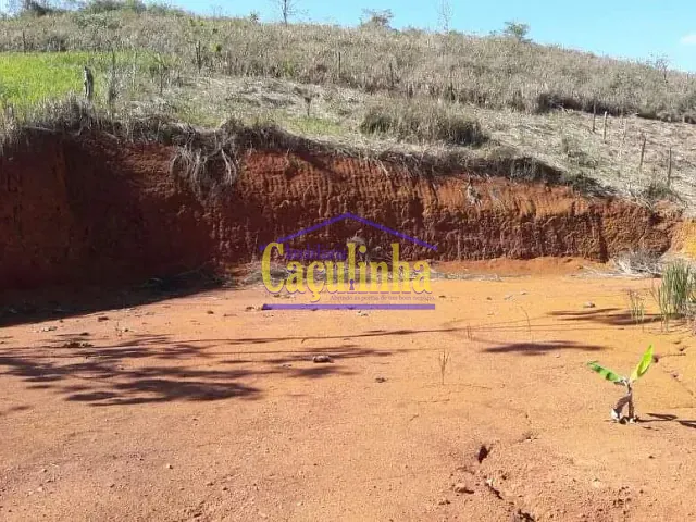 Terreno com 1200m², à venda, no bairro Ipiabas em Barra do Piraí