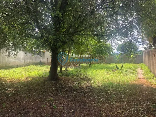 Terreno à venda, no bairro Centro em Maranguape