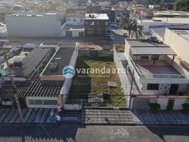 Terreno com 270m², à venda, no bairro Vila Sarah Avignon em Mogi das Cruzes