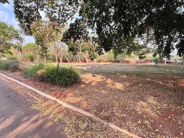 Terreno com 2317m², à venda, no bairro Parque dos Ipês em Holambra