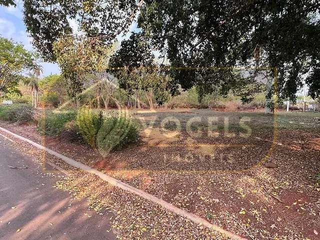 Terreno com 2317m², à venda, no bairro Parque dos Ipês em Holambra