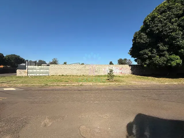 Terreno com 1829m², à venda, no bairro Vila Bandeirante em Campo Grande