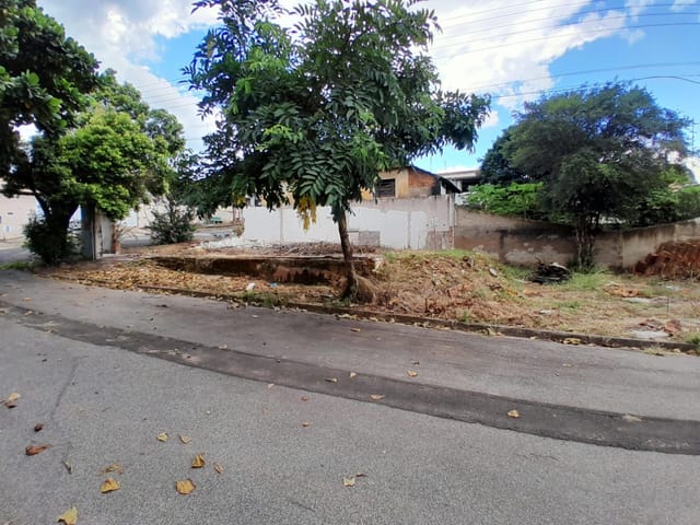 Foto do Terreno - Terreno de Esquina no Pratinha | Zeladoria Imóveis & Condomínios