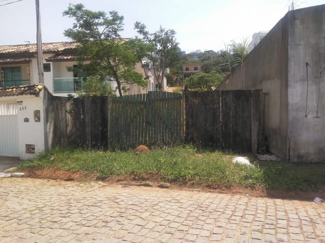 Terreno com 184m², à venda, no bairro Lagoa em Macaé