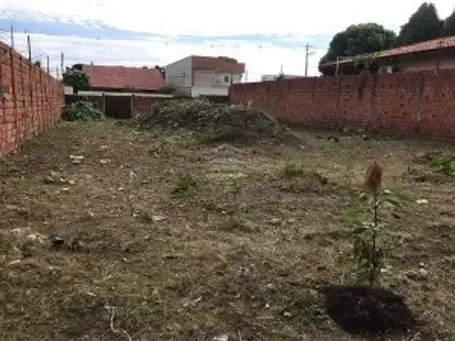 Terreno com 493m², à venda, no bairro Ininga em Teresina