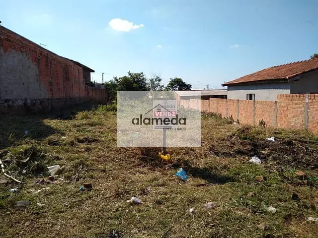 Terreno com 342m², à venda, no bairro Jardim Panorama em Jacarezinho