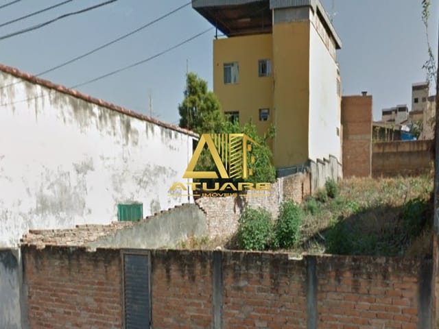 Terreno com 548m², à venda, no bairro CENTRO em Pouso Alegre