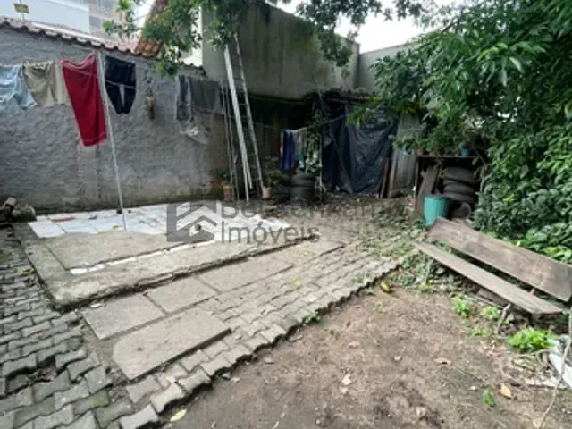 Casa 3 quartos e 1 banheiro, à venda, no bairro Vila Santa Cecília em Volta Redonda