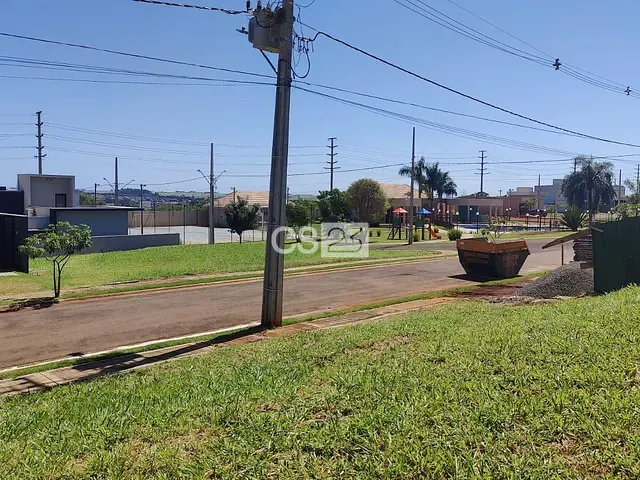 Terreno com 250m², à venda, no bairro Espírito Santo em Londrina
