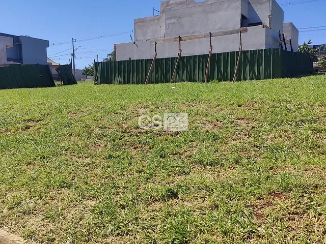 Terreno com 250m², à venda, no bairro Espírito Santo em Londrina