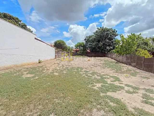 Terreno com 556m², à venda, no bairro Centro em Porto Feliz
