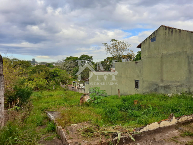 Terreno com 644m², à venda, no bairro Jardim São Roque em Jaguariaíva