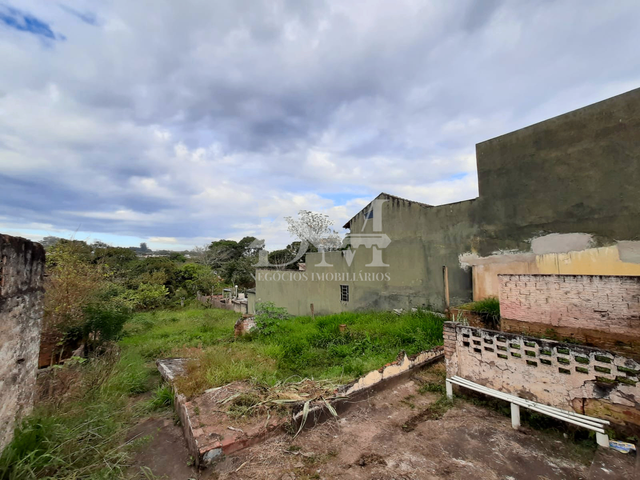 Terreno com 644m², à venda, no bairro Jardim São Roque em Jaguariaíva