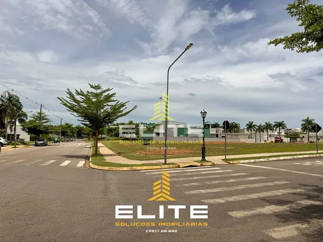 Terreno com 645m², à venda, no bairro Condomínio Residencial Costa Brava em Sorriso