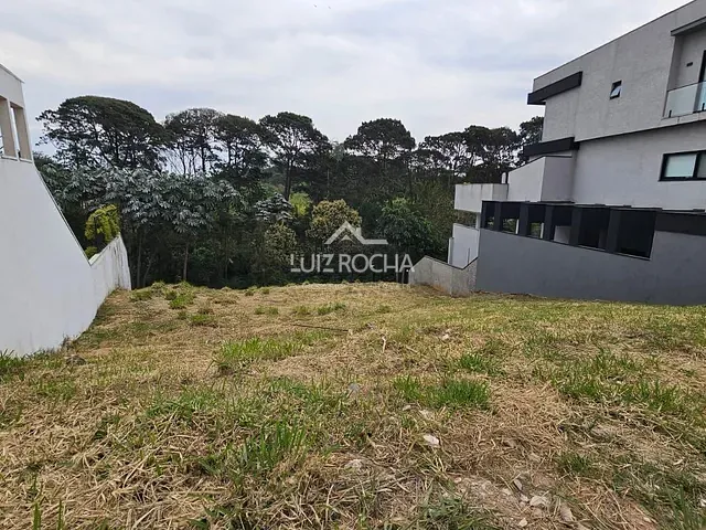 Terreno com 658m², à venda, no bairro Paisagem Renoir em Cotia