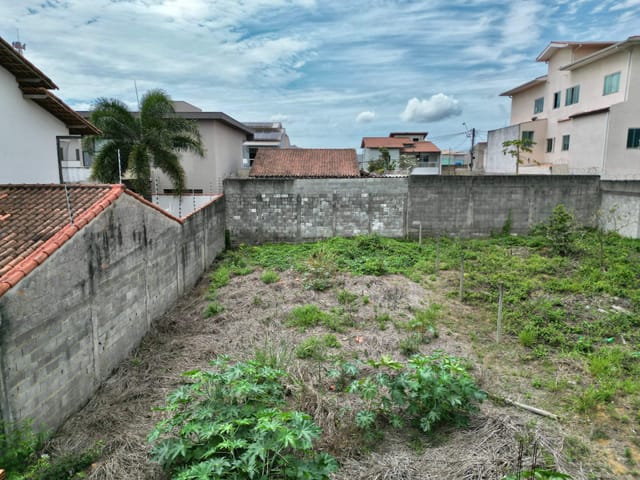 Terreno com 200m², à venda, no bairro Colina de Laranjeiras em Serra