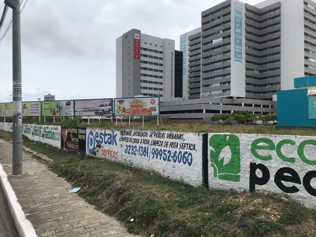 Terreno com 4382m², à venda, no bairro Jardins em Aracaju