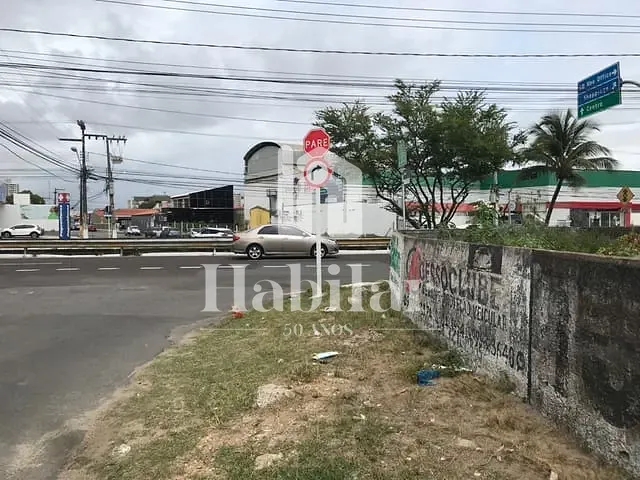 Terreno com 4382m², à venda, no bairro Jardins em Aracaju