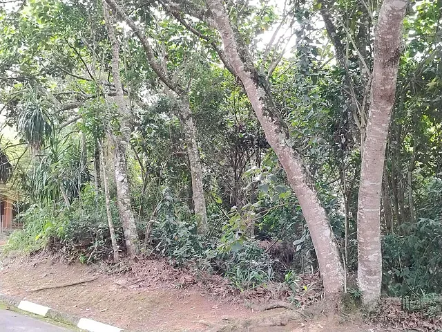 Terreno com 915m², à venda, no bairro Recanto Suiço em Vargem Grande Paulista