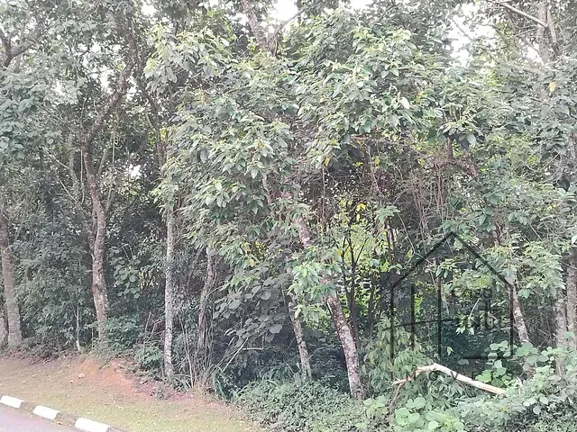Terreno com 915m², à venda, no bairro Recanto Suiço em Vargem Grande Paulista