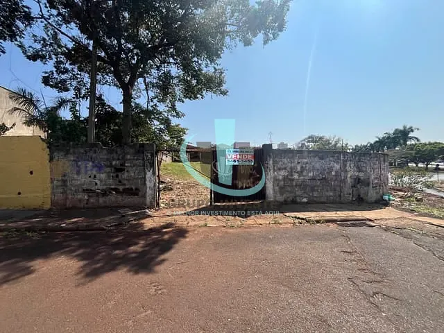 Terreno com 760m², à venda, no bairro JARDIM SANTA LÚCIA em ARARAQUARA