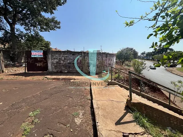 Terreno com 760m², à venda, no bairro JARDIM SANTA LÚCIA em ARARAQUARA