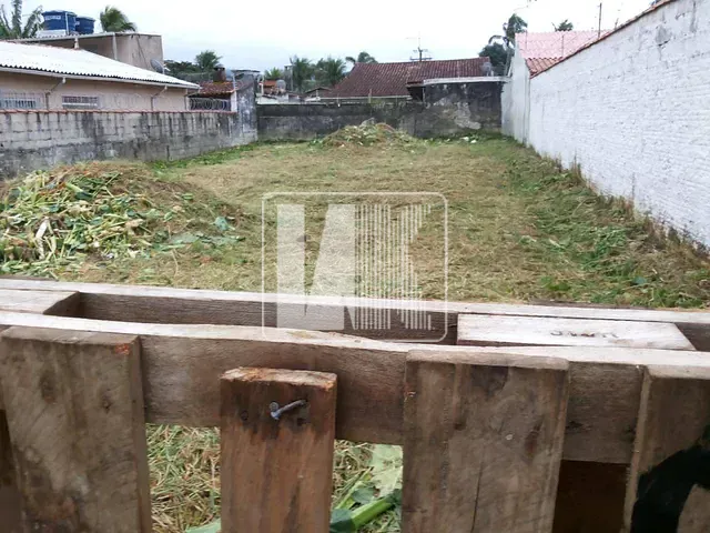Terreno com 360m², à venda, no bairro Balneário Praia do Pernambuco em Guarujá