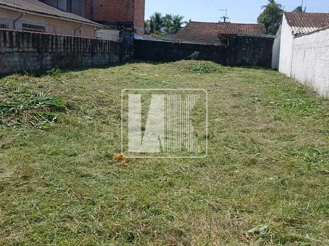 Terreno com 360m², à venda, no bairro Balneário Praia do Pernambuco em Guarujá