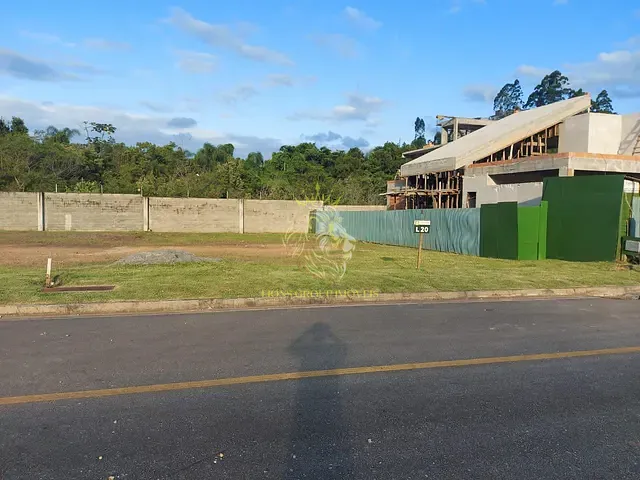 Terreno com 471m², à venda, no bairro Centro em Camboriú