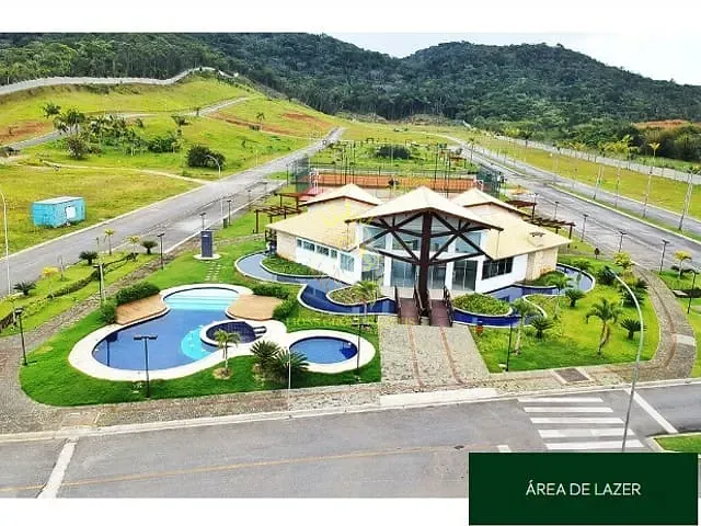 Terreno com 471m², à venda, no bairro Centro em Camboriú