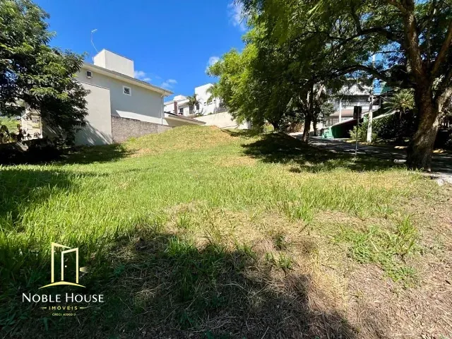 Terreno com 478m², à venda, no bairro Villaggio Capríccio em Louveira