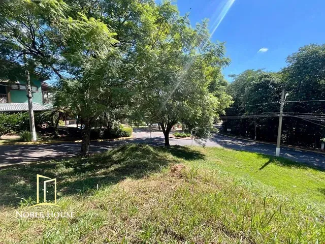 Terreno com 478m², à venda, no bairro Villaggio Capríccio em Louveira