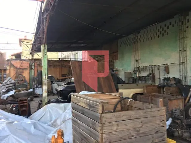 Terreno à venda, no bairro Caiçaras em Belo Horizonte