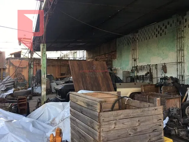 Terreno à venda, no bairro Caiçaras em Belo Horizonte