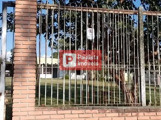 Terreno com 2072m², para alugar, no bairro Interlagos em São Paulo