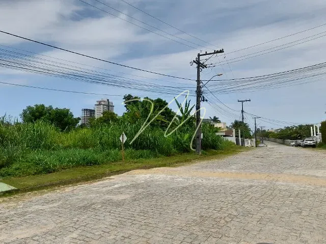 Terreno com 1260m², à venda, no bairro São Francisco em Ilhéus