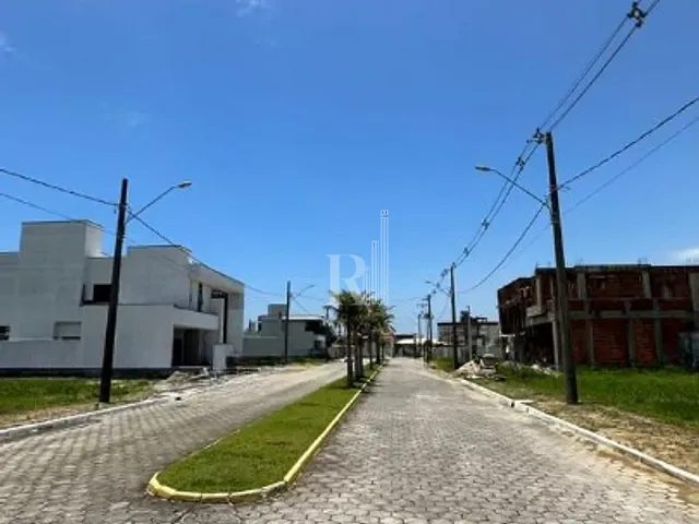 Terreno com 360m², à venda, no bairro XV de Novembro em Tijucas